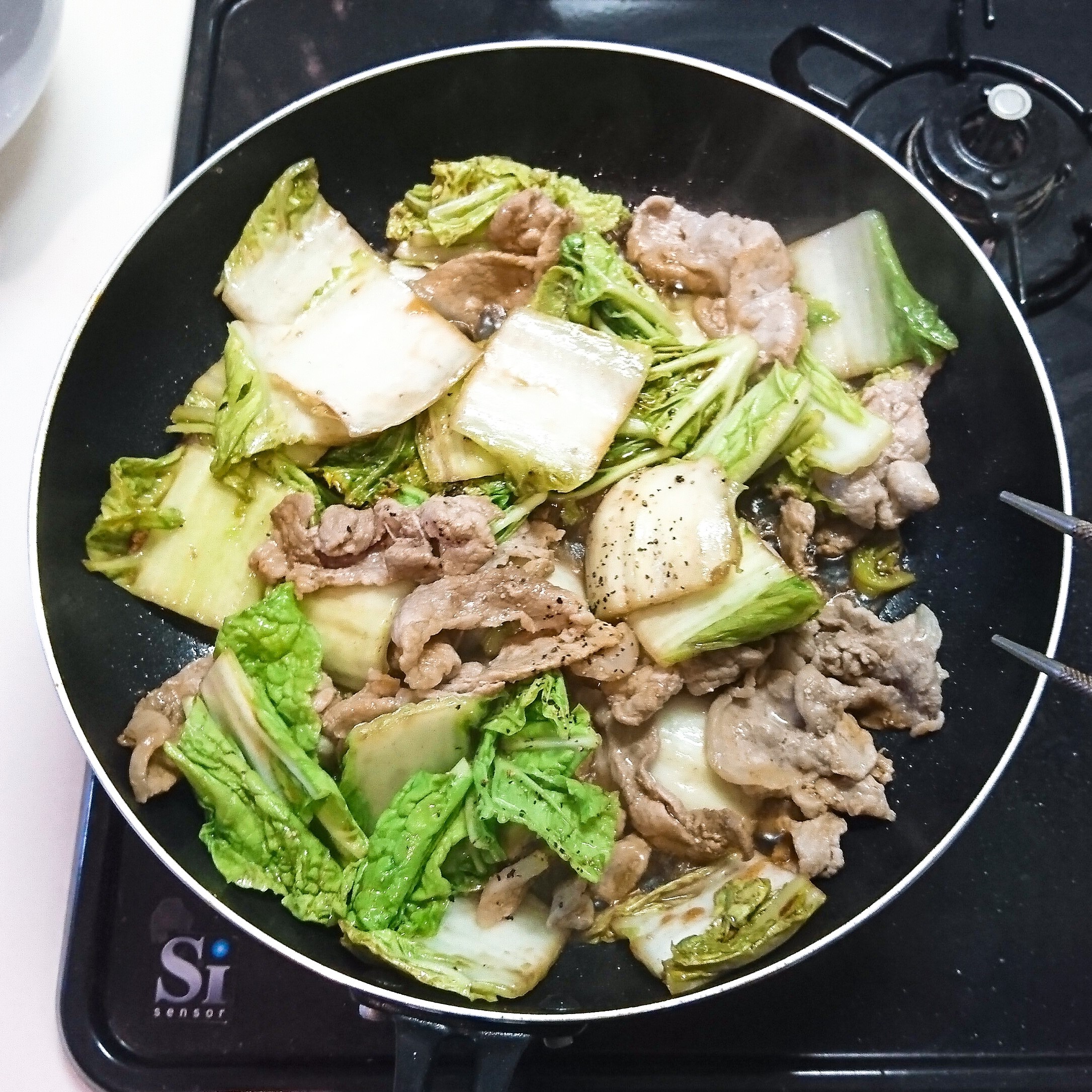 白菜と豚肉のバルサミコ酢炒め